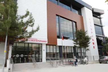 Burdur Halk Kütüphanesi dünyanın en iyi 7 kütüphanesi arasına girdi