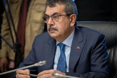 Bakan Tekin'den CHP'nin boykot çağrısına sert tepki
