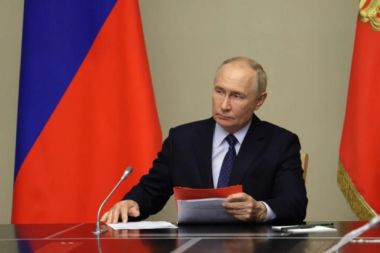 Putin'den Ukrayna'ya geçici yönetim atanması önerisi