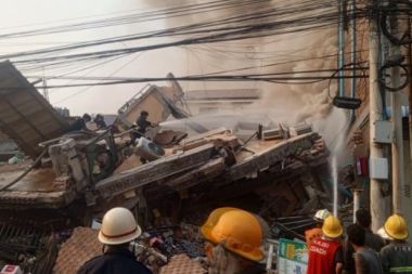 Myanmar'daki depremlerde can kaybı 700'e ulaştı