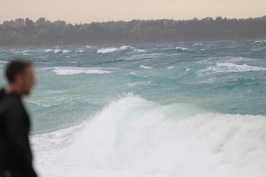 Meteoroloji'den Batı Akdeniz'de sağanak uyarısı