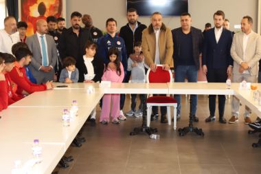 Antalyaspor bayramlaştı