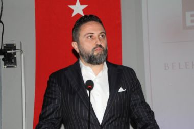 Serik’ten hakem isyanı