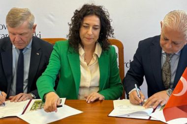 Demre ile Starogard kenti 'kardeş şehir' oldu