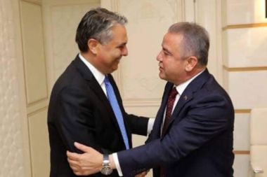 Kurultay öncesi Böcek-Uysal gerilimi