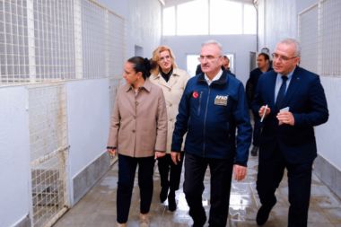 Munir Karaloğlu’dan Burdur çıkarması