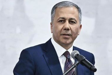 Bakan Yerlikaya: Milletin iradesine dil uzatanlar, vesayet heveslileridir