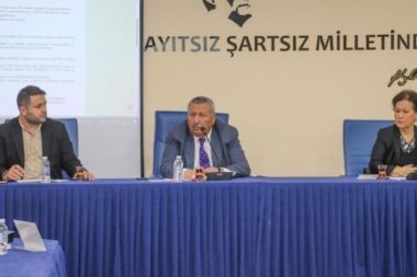 CHP Kaş’ta kendi kalesine gol attı