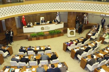 Büyükşehir’de  nisan yoğunluğu