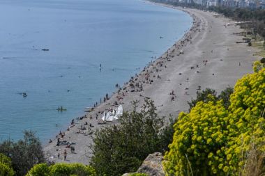 Antalya’da sıcaklık 25 dereceye kadar yükselecek