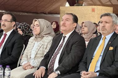 Kadınlara yönelik umre ödüllü bilgi yarışmasının ödül töreni yapıldı