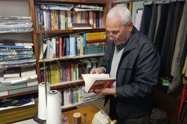 Terzihaneden kütüphaneye uzanan 69 yıllık ustalık