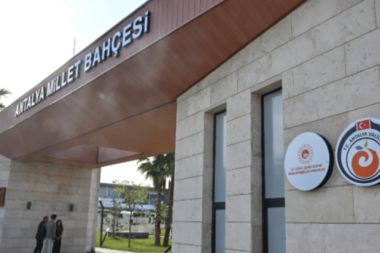 Antalya Millet Bahçesi’nde son rötuşlar