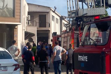 Mobilya atölyesinde korkutan yangın