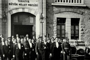 Milli iradenin simgesi TBMM 105 yaşında