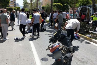 Alanya’da iki motosiklet çarpıştı: 2 kişi yaralandı