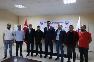 Taha Akgül: Yeni kahramanlar yetiştireceğiz