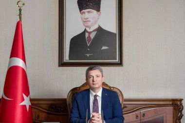 Vali Şahin’den Anneler Günü Mesajı