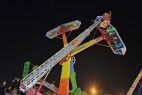 Lunaparkta panik: Bir saat havada asılı kaldılar