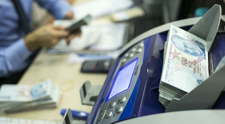 Bankalar yarışa girdi Emeklilere 30 Bin TL promosyon
