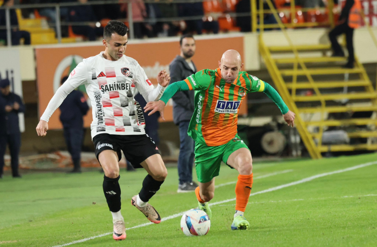 Alanyaspor’da kötü oyun iyi sonuç