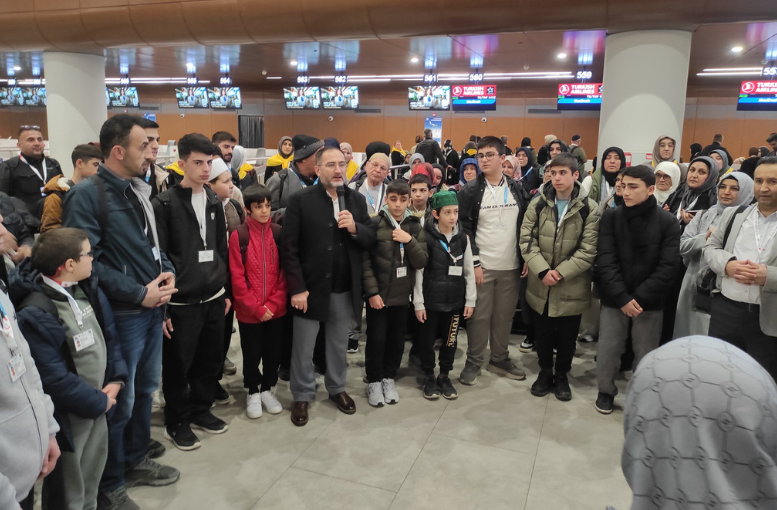 Antalya’da sömestr Umre kafilesi dualarla uğurlandı