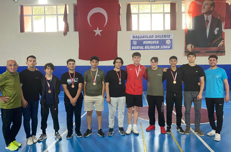 Badminton turnuvası düzenlendi