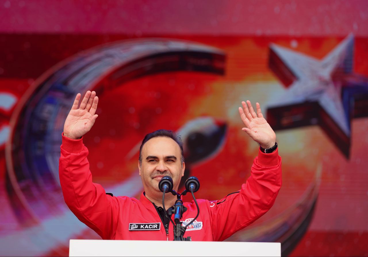 Bakan Kacır, TEKNOFEST KKTC'nin kapanış töreninde konuştu
