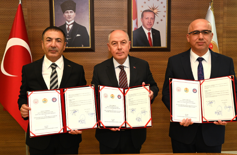 Denizli’de esnaftan evlenecek çiftlere Aile Yılı indirimi
