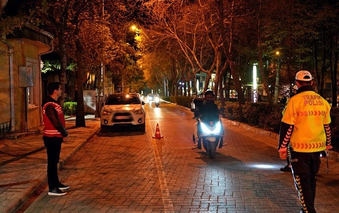 Isparta'da 1 haftada 65 aranan şahıs yakalandı