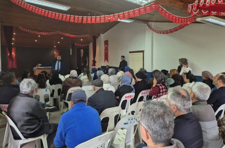 Kaş'ta veli toplantısı gerçekleştirildi