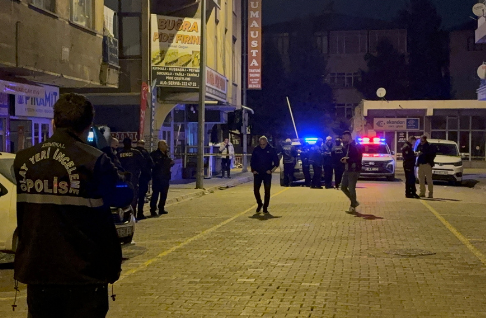 Kız meselesi kavgasında kan aktı