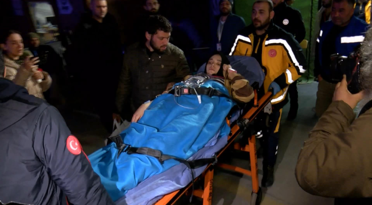 Hatay’da hamile kadın erken doğum yaptı