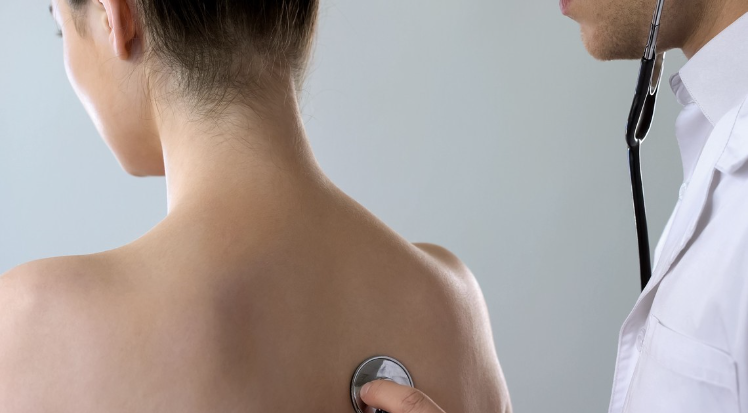 Öksürük tüberküloz belirtisi olabilir