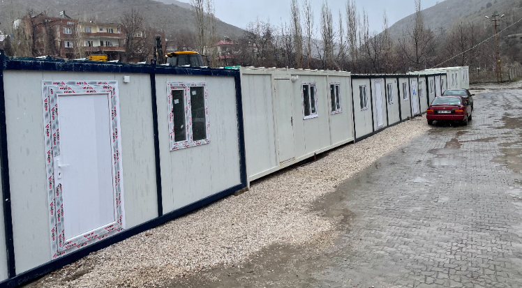 Esnaf için konteyner iş yerleri kuruluyor