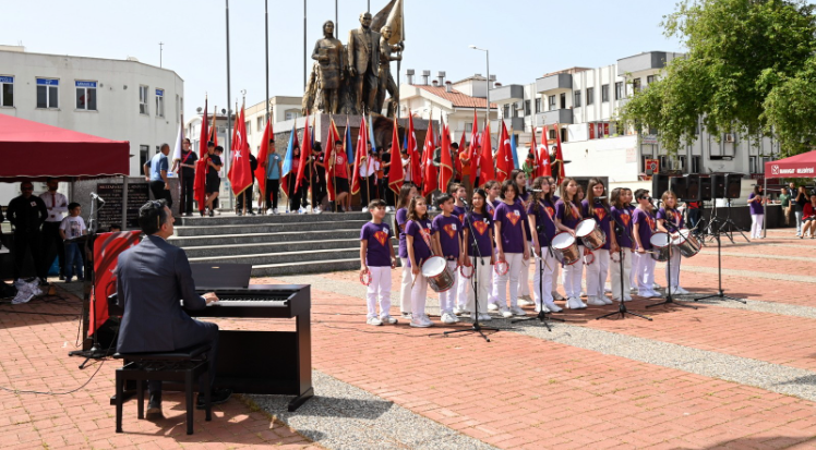 Manavgat’ta 23 Nisan coşkuyla kutlandı