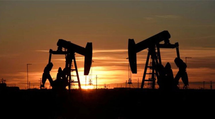 Brent petrolün varil fiyatı 77,61 dolar