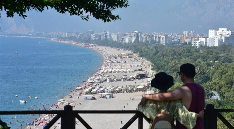 Bayram tatilinde Antalya dolup taşacak