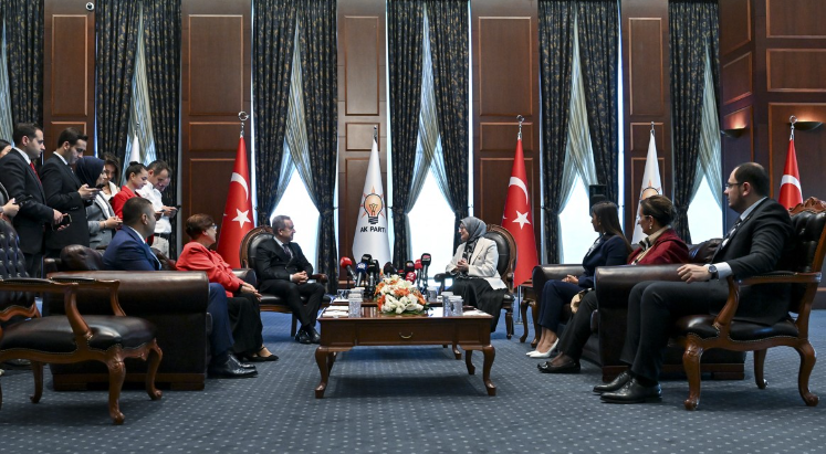 Siyasi partilerden karşılıklı bayram ziyaretleri