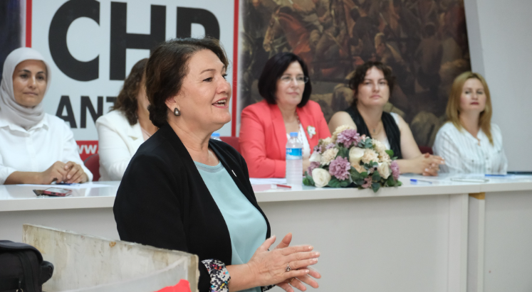 CHP Antalya'nın Kadın Kolları Başkanı belli oldu