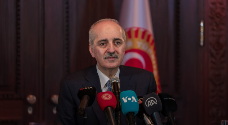 TBMM Başkanı Kurtulmuş, ABD'de Türk gazetecilerle bir araya geldi