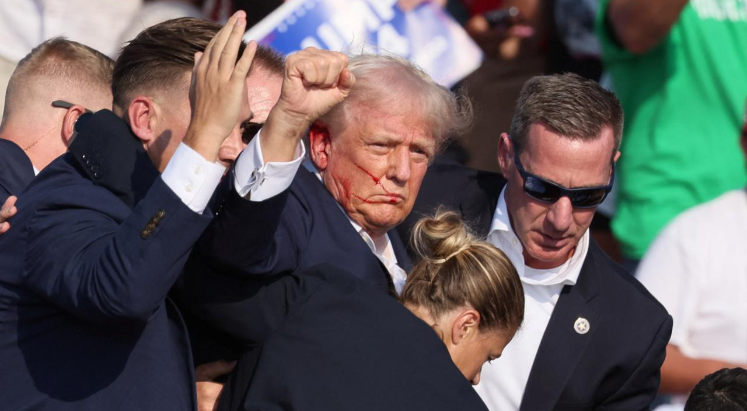 Trump'ın mitinginde silahlı saldırı