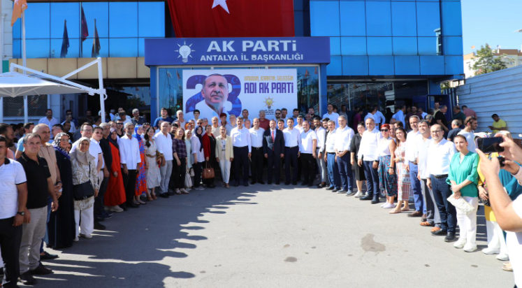 AK Parti 23 yaşında!