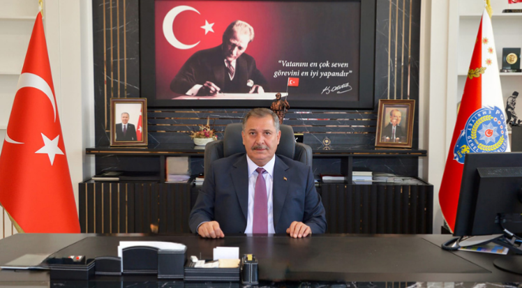 Müdür Çevik’ Antalyalılara veda etti