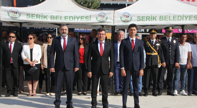 Büyük Zafer'in 102. yıl dönümü Serik'te kutlandı