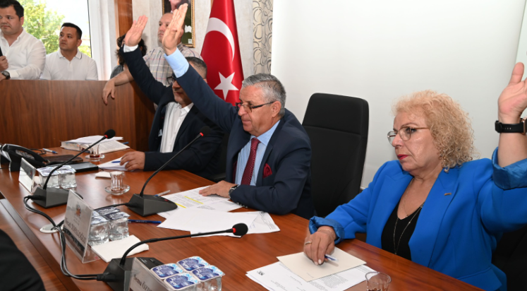 Kemer Belediye Meclisinde şehit ailesini yıkan karar