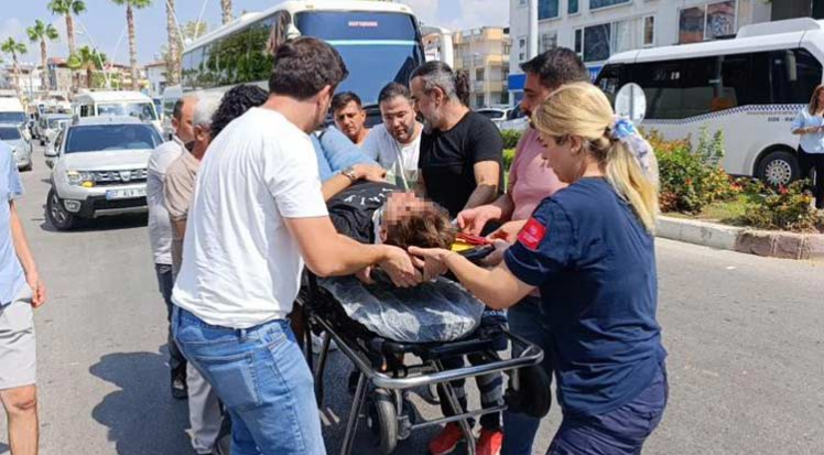 Manavgat'taki kazada motosiklet sürücüsü yaralandı