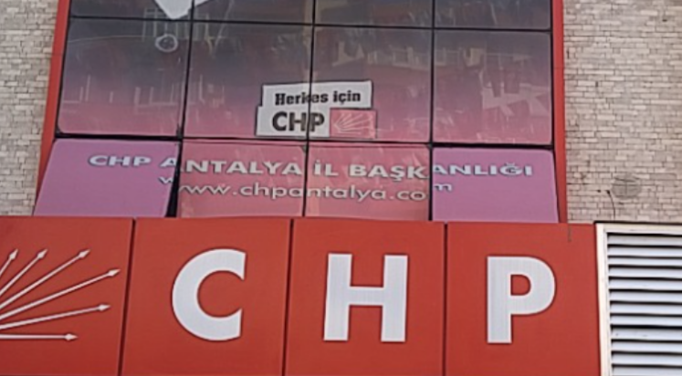 CHP Antalya İl Başkanlığının Coinle başı dertte