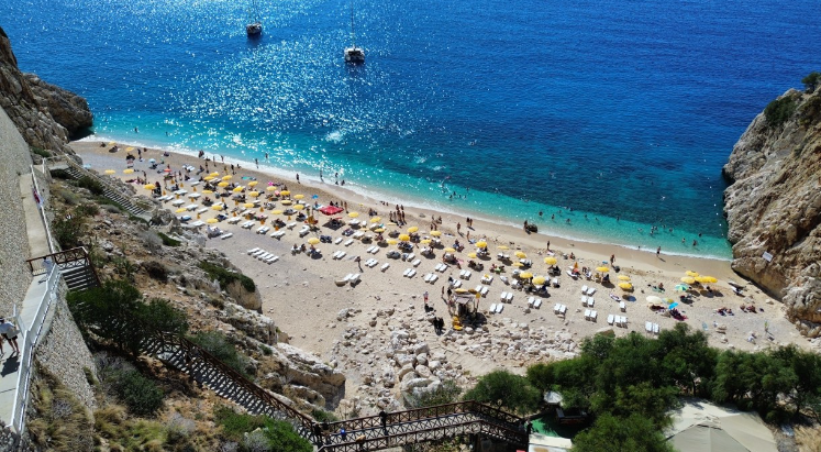 Türkiye'nin turizm geliri arttı