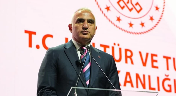Bakan Ersoy’dan üçüncü çeyrek turizm verileri